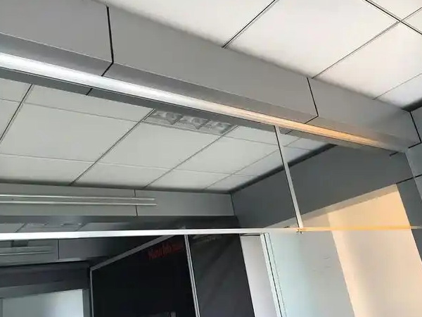 擋煙垂壁